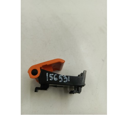 Ручка открывания капота