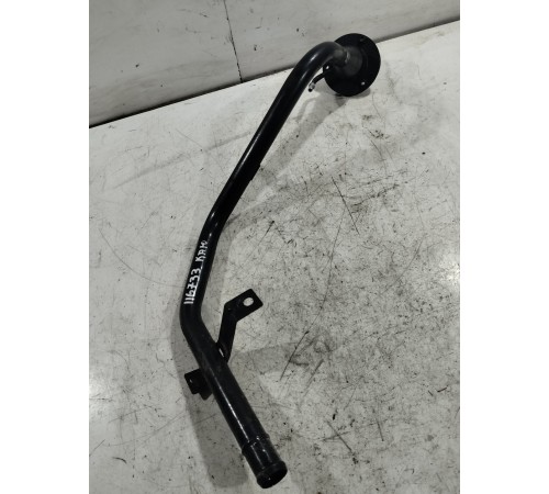 Горловина топливного бака