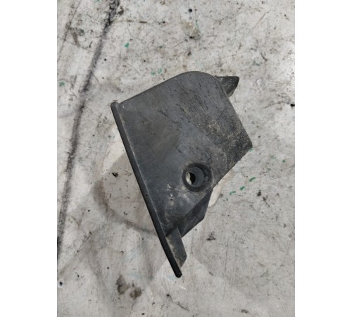 Крышка заглушка пластик салона