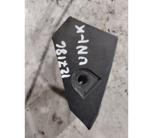 Крышка заглушка пластик салона