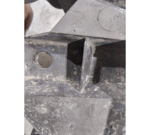 Крышка заглушка пластик салона