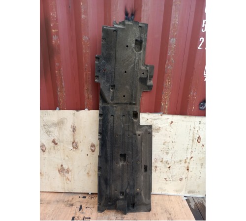 Защита антигравийная правая