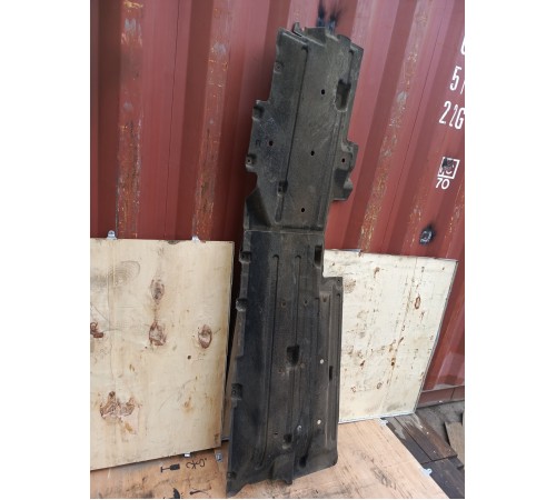 Защита антигравийная правая