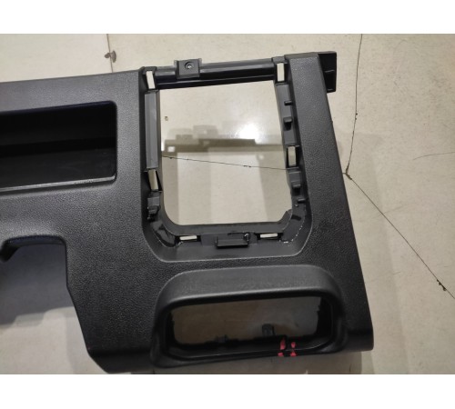 Накладка торпедо левая