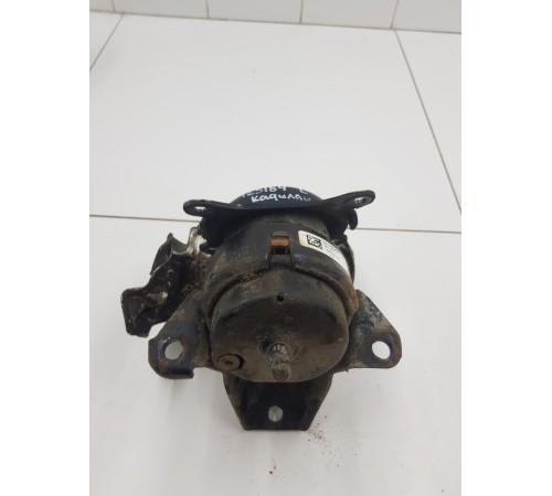 Опора двигателя левая