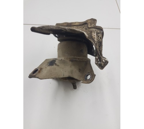 Опора двигателя левая