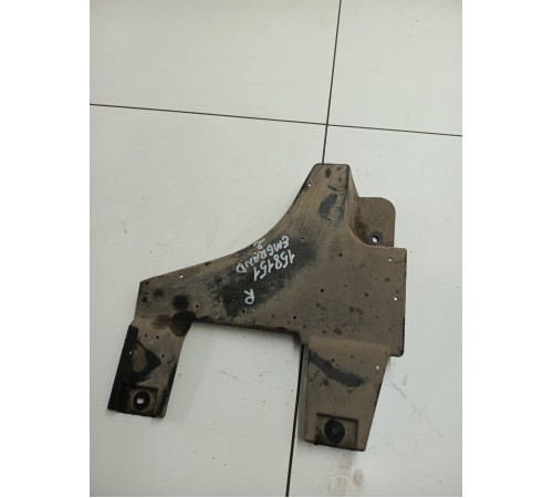 Пыльник двигателя правый