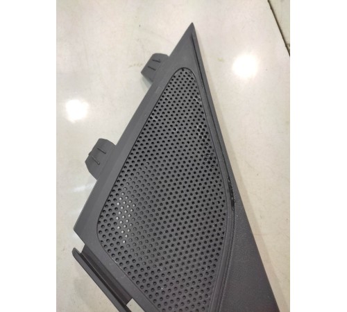 решетка динамика левая