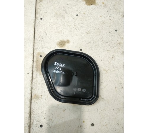 Заглушка двери передней левой