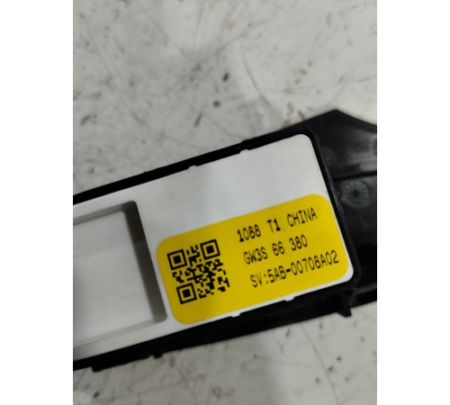 Кнопка стеклоподъёмника задняя правая