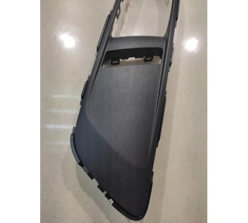 Накладка обшивки двери(передняя левая)