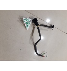 Электропроводка динамика Bose (передняя левая)