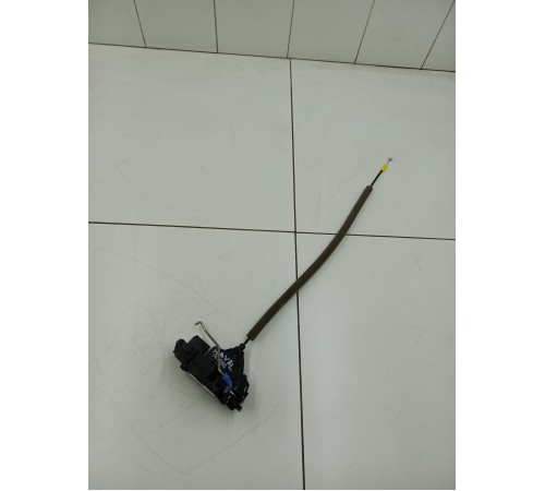 Замок двери задний правый