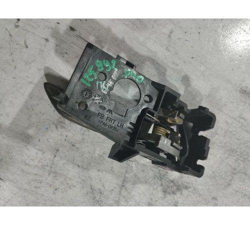 Ручка двери передняя левая внутренняя