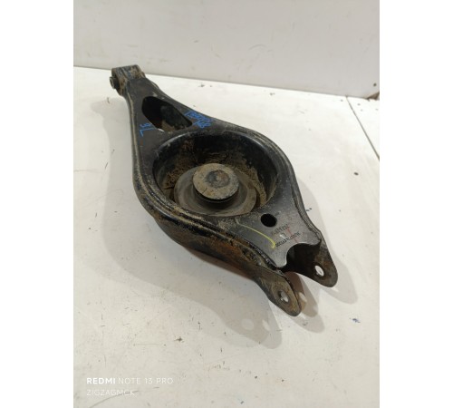 Рычаг левый задний нижний поперечный