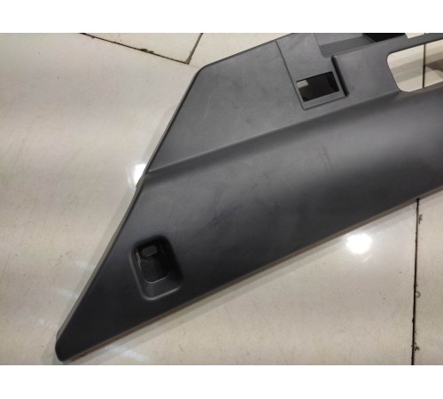 Накладка под торпедо (правая)