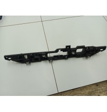 Кронштейн крепление торпедо центральный