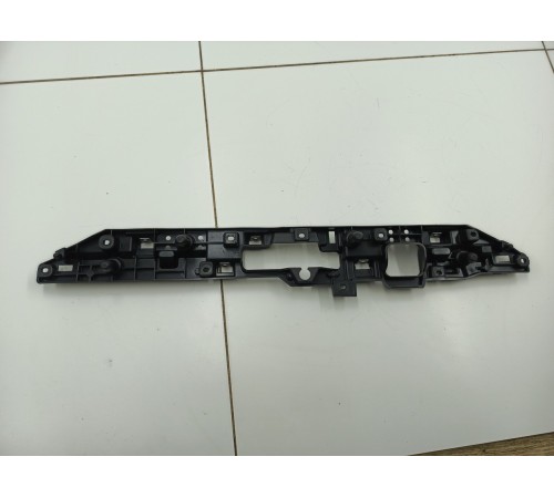 Кронштейн крепление торпедо центральный