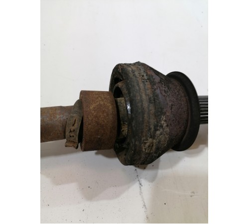 Привод передний левый, полуось