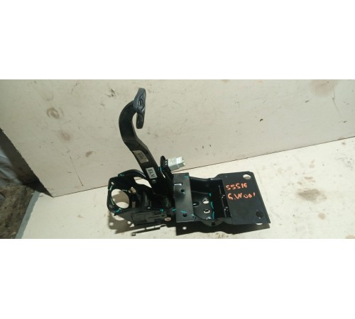 Педаль тормоза