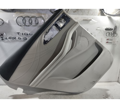 Обшивка двери задняя левая