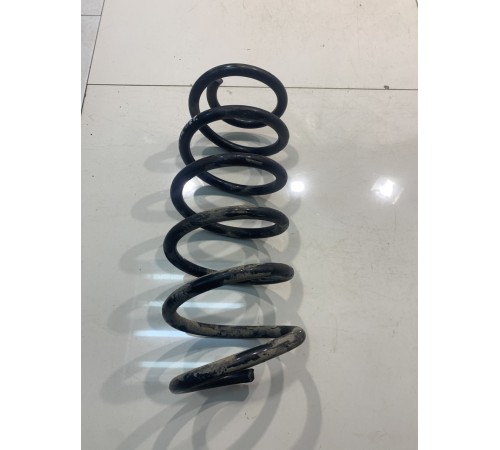 Пружина подвески (передняя, правая)