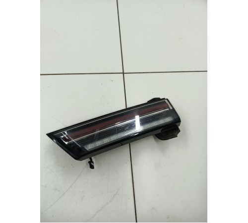 Фонарь задний правый внутренний