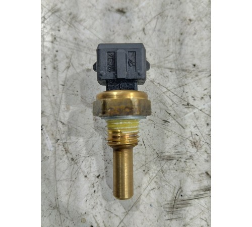 Датчик температуры охлаждающей жидкости