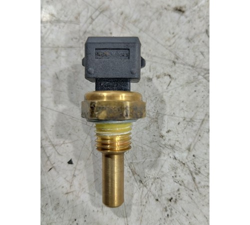 Датчик температуры охлаждающей жидкости