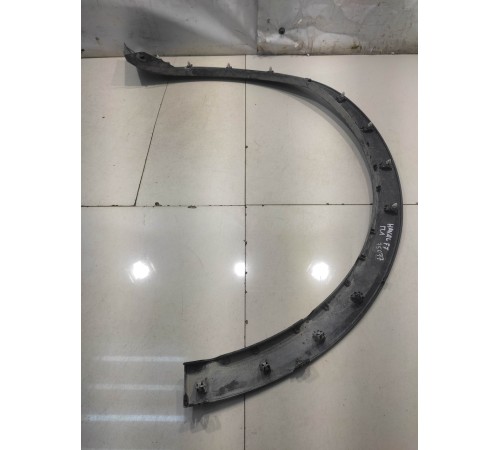 Накладка крыла (передняя, левая)