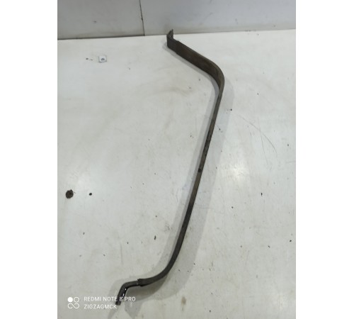 Крепление топливного бака левое