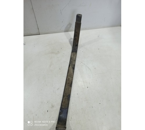 Крепление топливного бака левое