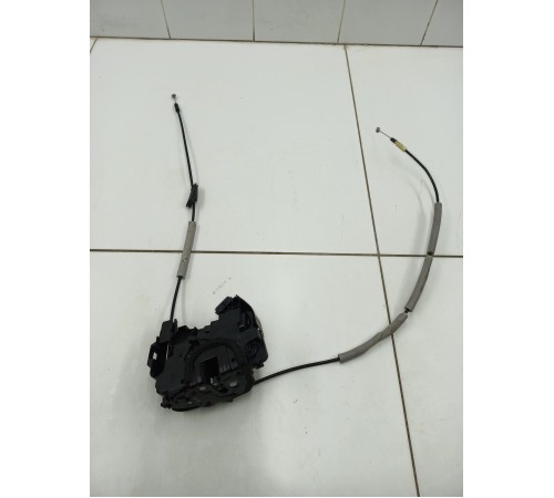 Замок двери передний правый