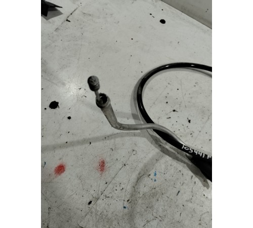 Трос стояночного тормоза правый