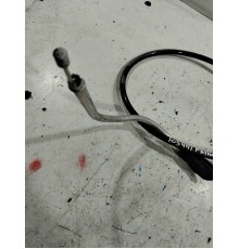Трос стояночного тормоза правый