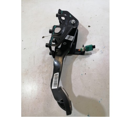 Педаль тормоза