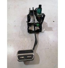 Педаль тормоза