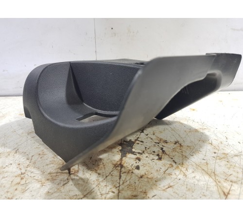 Кожух рулевой колонки нижний