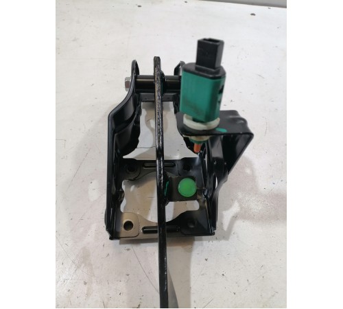 Педаль тормоза