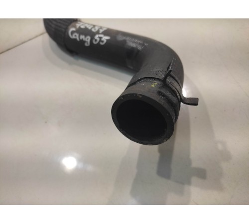 Патрубок системы охлаждения