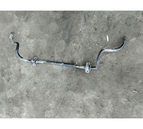 Стабилизатор передний