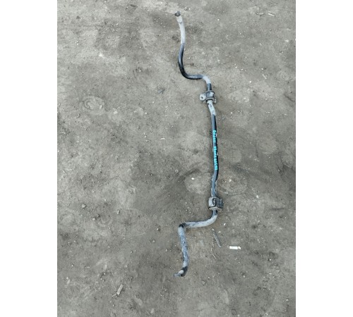 Стабилизатор передний