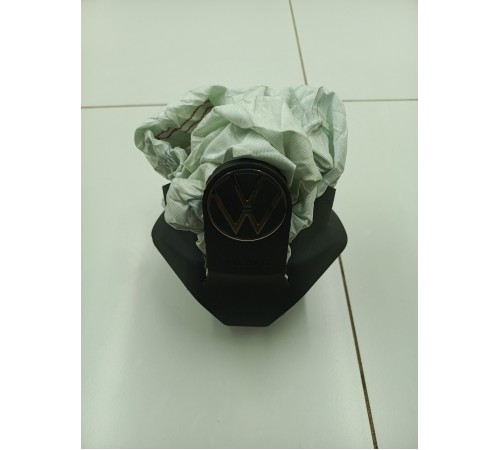 Подушка безопасности водителя