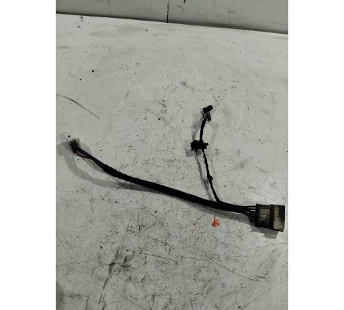 Электропроводка обшивки двери (передняя правая)