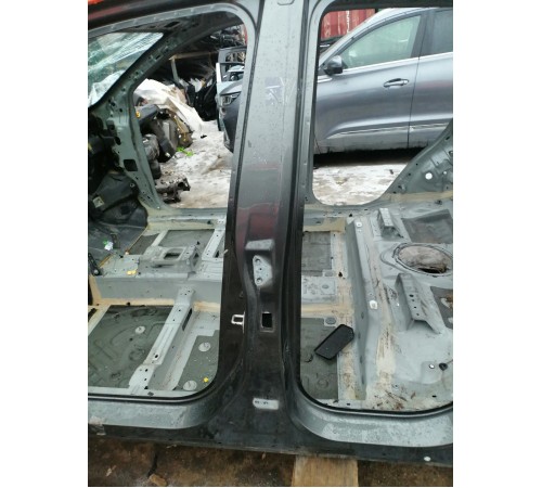 Порог со стойкой левый