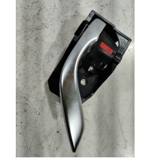 Ручка двери передняя левая внутренняя