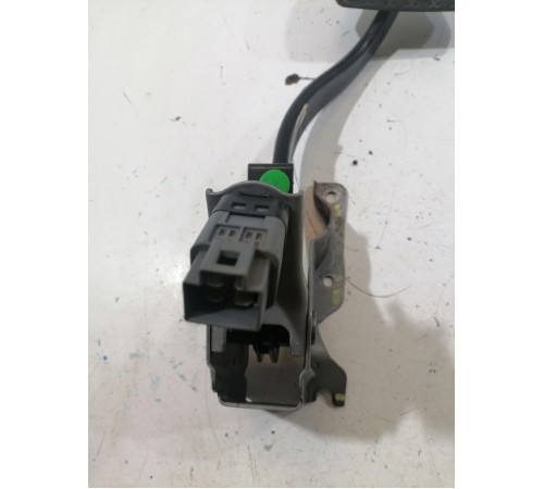 Педаль тормоза