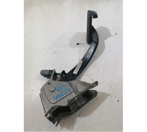 Педаль тормоза