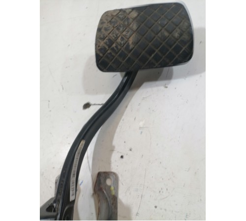 Педаль тормоза