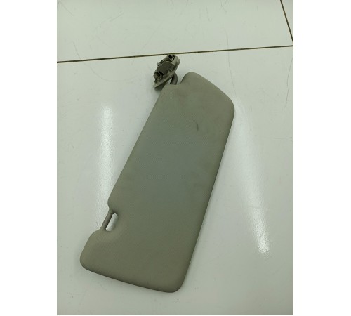 Козырек солнцезащитный левый